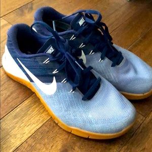 Nike metcon training gym shoes